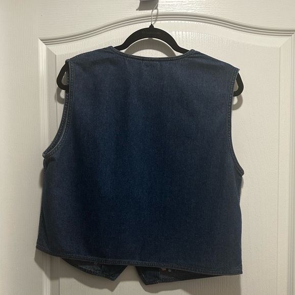 Vintage Stonybrook V-Neck Button Down Vest - Picture 4 of 10